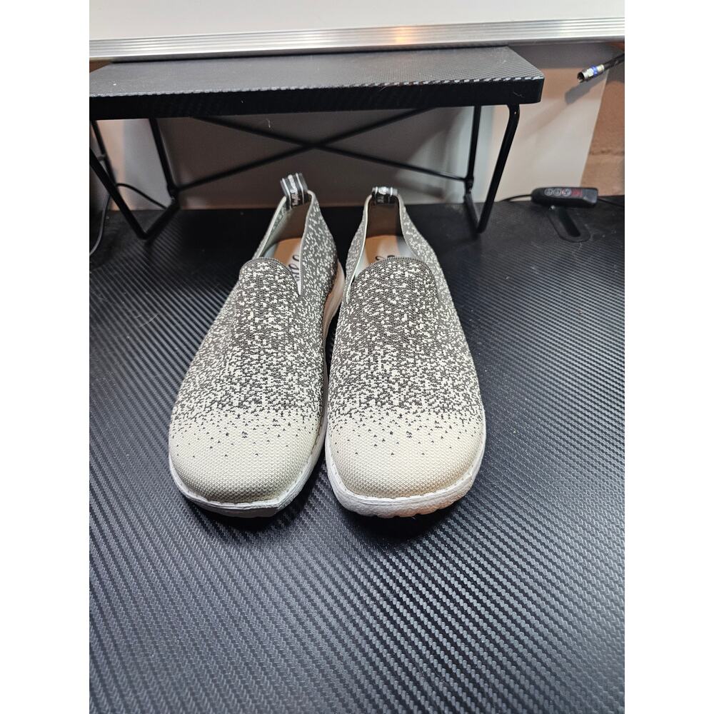 Very G Womens Gypsy Jazz Sneakers Sporty Grey Size 8.5